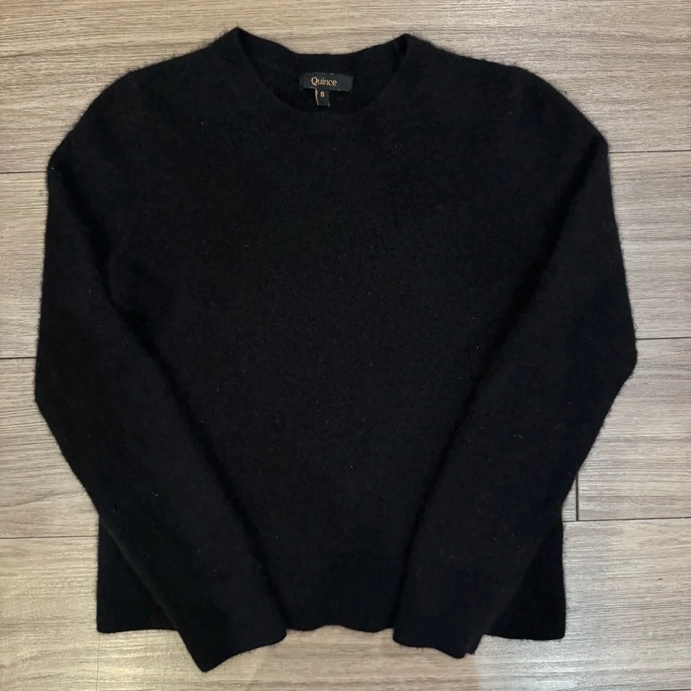 Quince Black Mongolian Cashmere Crewneck Fuzzy Sweater Size S - Picture 7 of 11